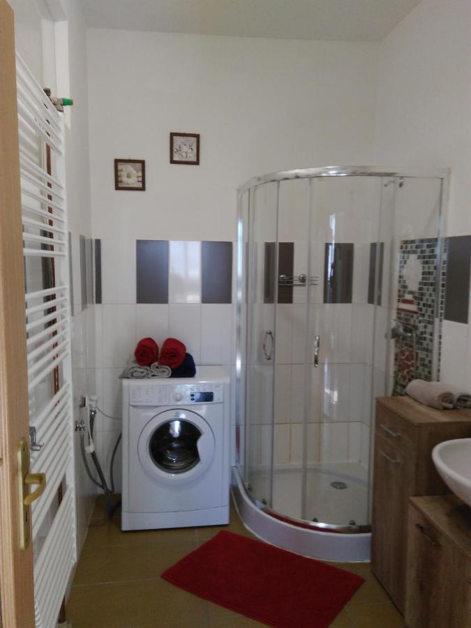 Art-House 2 Appartement Decin Buitenkant foto